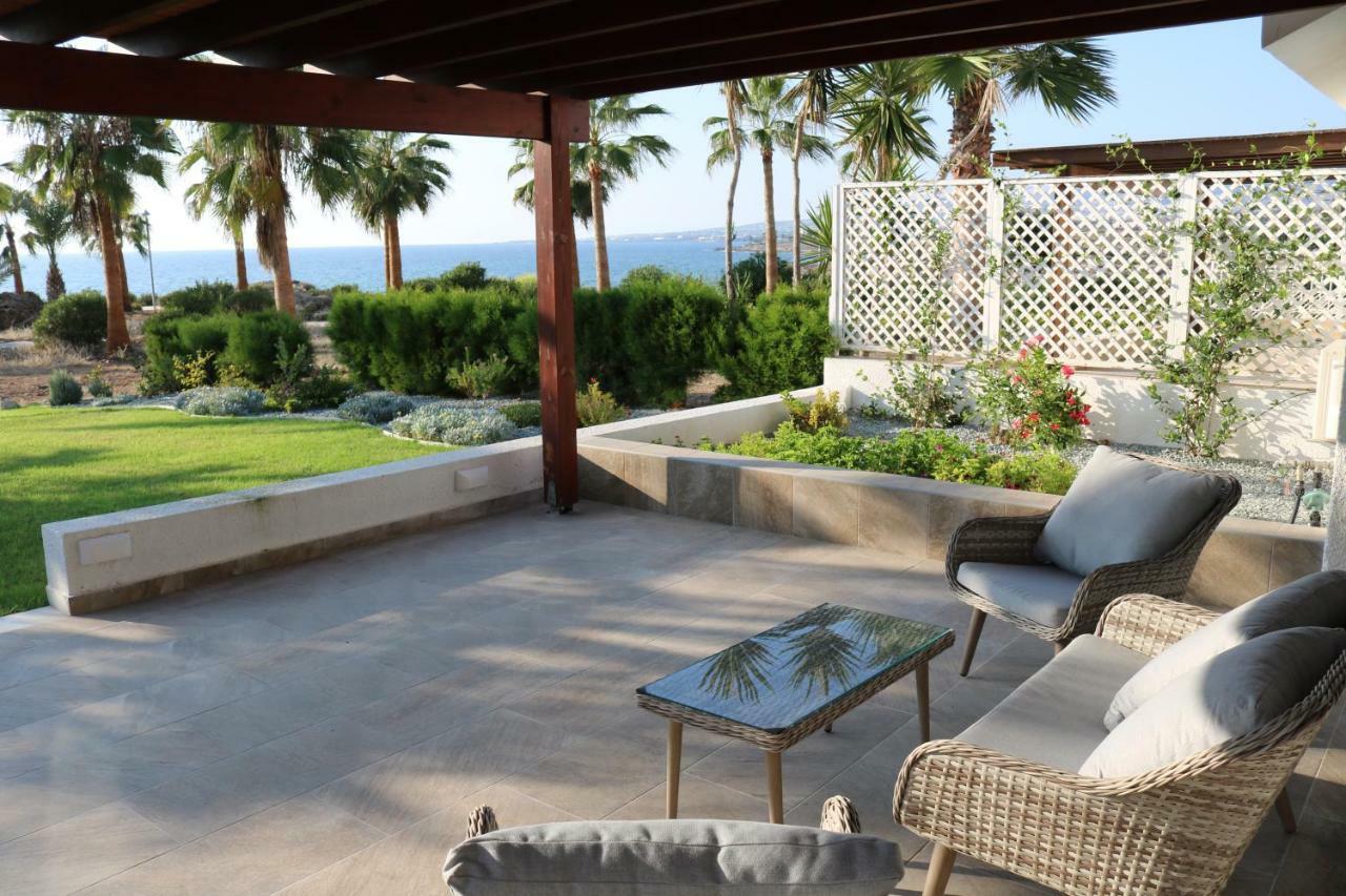 Yulya Villa By Taimoura Paphos Exterior photo